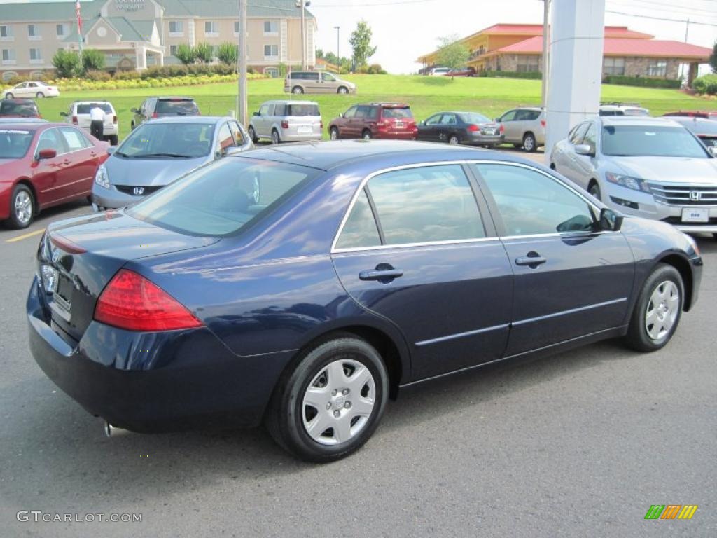 2006 Accord LX Sedan - Royal Blue Pearl / Gray photo #5