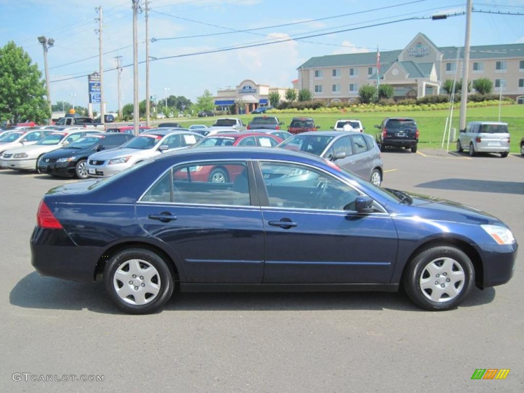 2006 Accord LX Sedan - Royal Blue Pearl / Gray photo #6