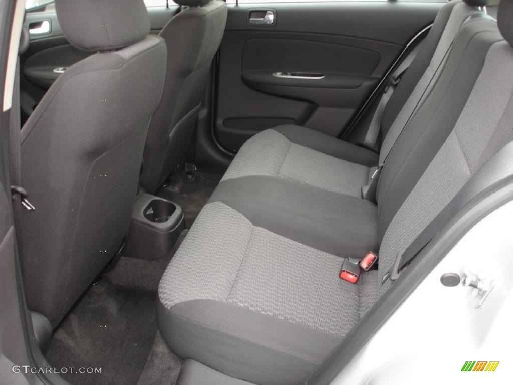 2010 Cobalt LT Sedan - Silver Ice Metallic / Ebony photo #11