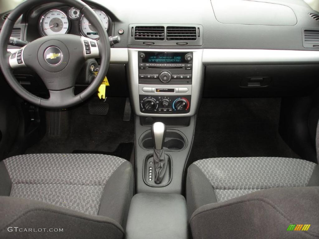 2010 Cobalt LT Sedan - Silver Ice Metallic / Ebony photo #12