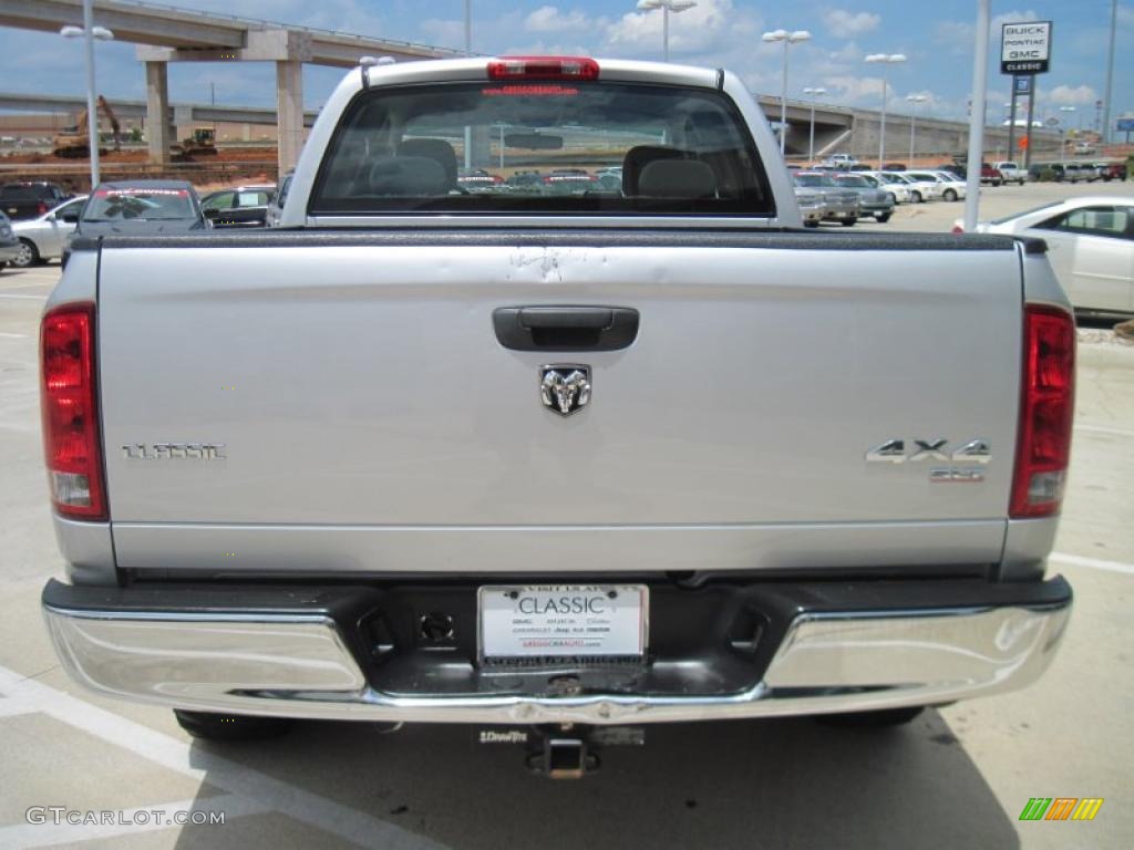 2005 Ram 1500 SLT Quad Cab 4x4 - Bright Silver Metallic / Dark Slate Gray photo #6