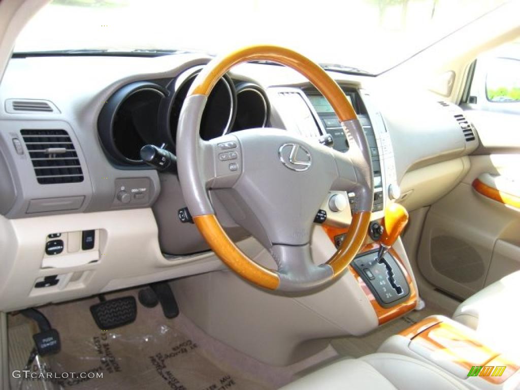 2004 RX 330 AWD - Crystal White Pearl / Ivory photo #11