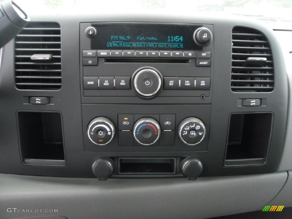 2010 Silverado 3500HD Work Truck Crew Cab 4x4 Chassis Utility - Summit White / Dark Titanium photo #11