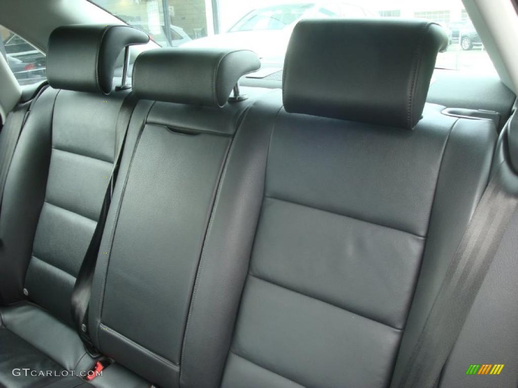 2007 A4 2.0T quattro Sedan - Dolphin Gray Metallic / Ebony photo #15