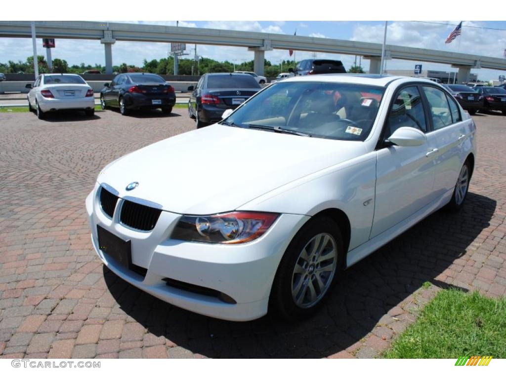 2007 3 Series 328i Sedan - Alpine White / Beige photo #3