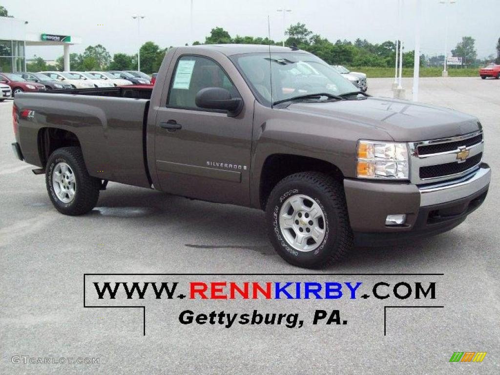 Desert Brown Metallic Chevrolet Silverado 1500