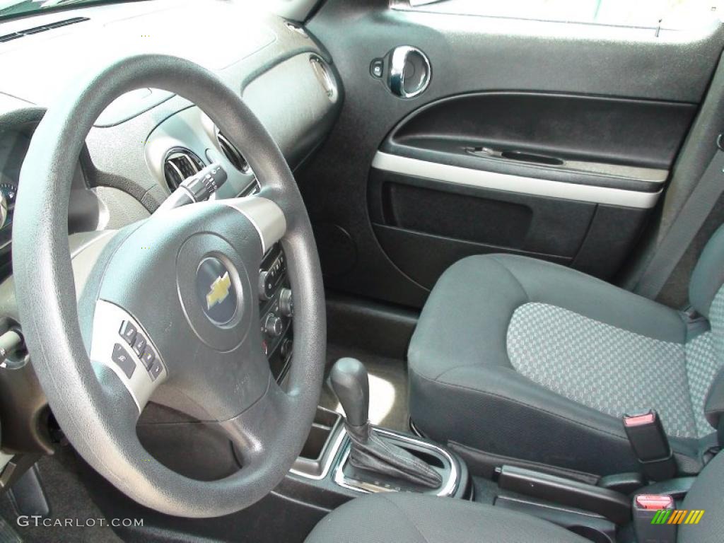 2009 HHR LT - Dark Gray Metallic / Gray photo #14