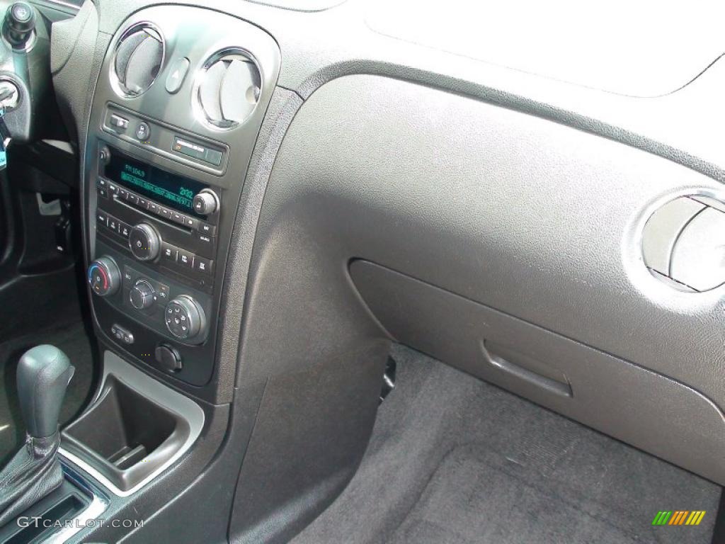 2009 HHR LT - Dark Gray Metallic / Gray photo #28