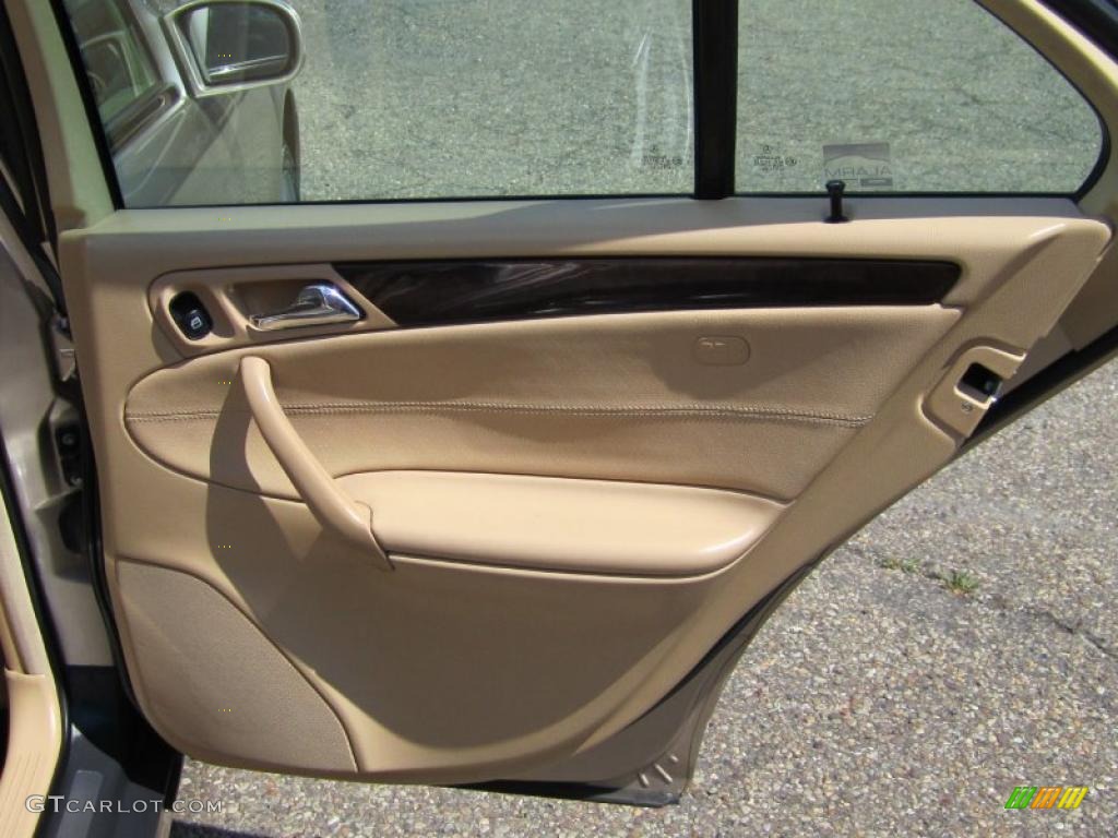 2002 C 240 Sedan - Desert Silver Metallic / Java photo #18