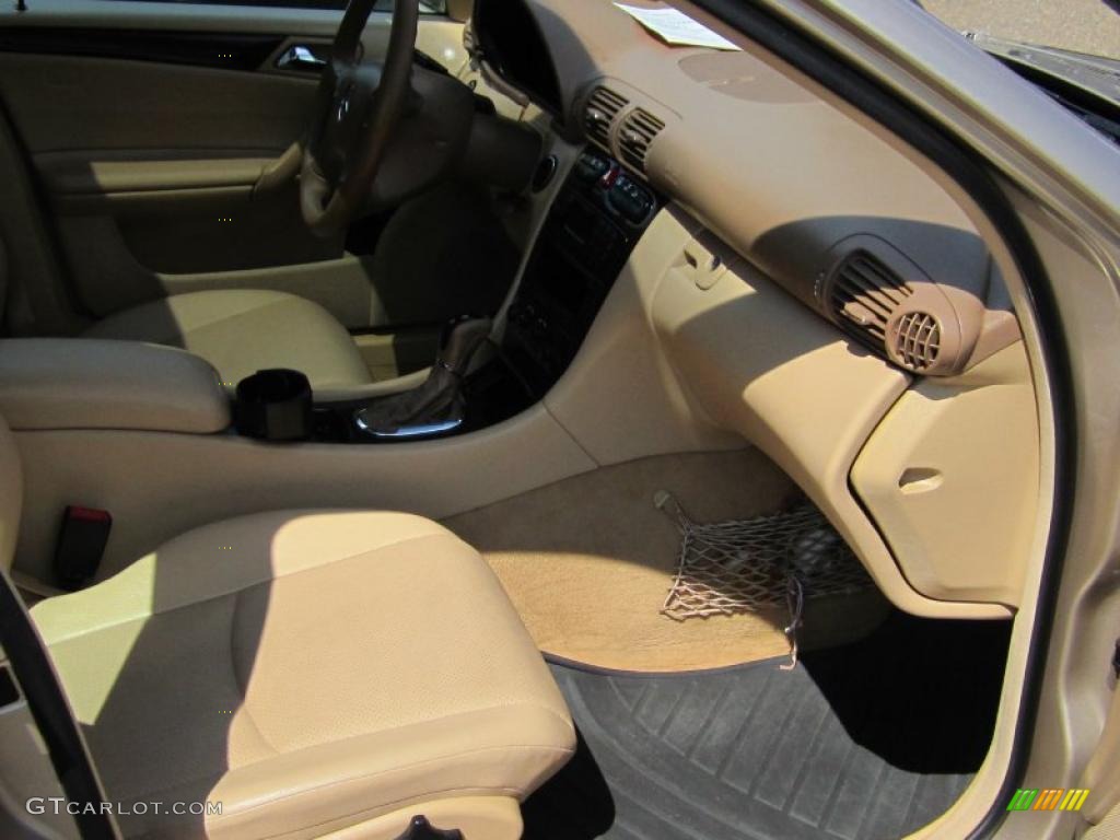 2002 C 240 Sedan - Desert Silver Metallic / Java photo #19