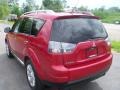 2008 Rally Red Metallic Mitsubishi Outlander SE  photo #10