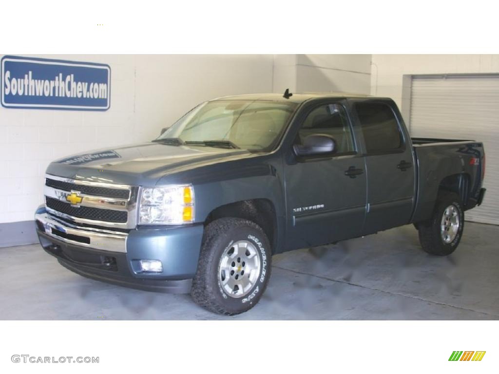 Blue Granite Metallic Chevrolet Silverado 1500