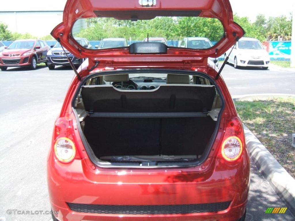 2010 Aveo Aveo5 LT - Sport Red / Neutral photo #6