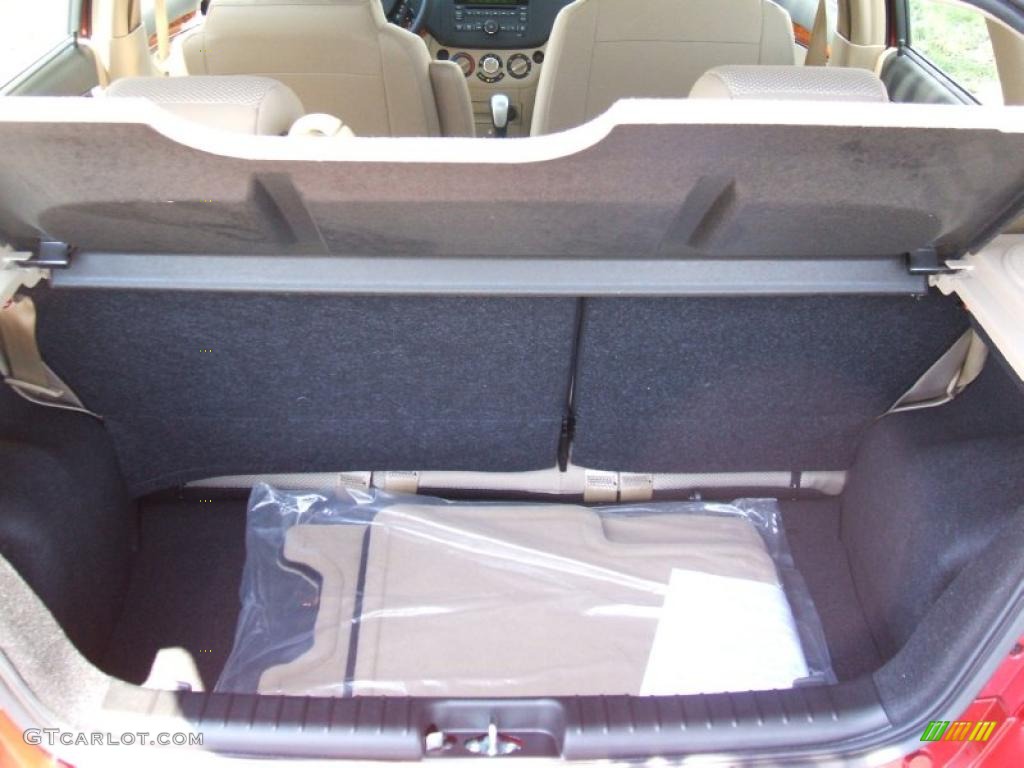 2010 Aveo Aveo5 LT - Sport Red / Neutral photo #7