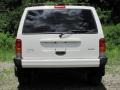 Stone White - Cherokee Sport 4x4 Photo No. 14