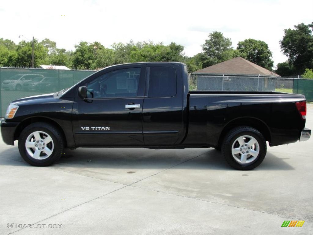 2006 Titan SE King Cab - Galaxy Black / Graphite/Titanium photo #6