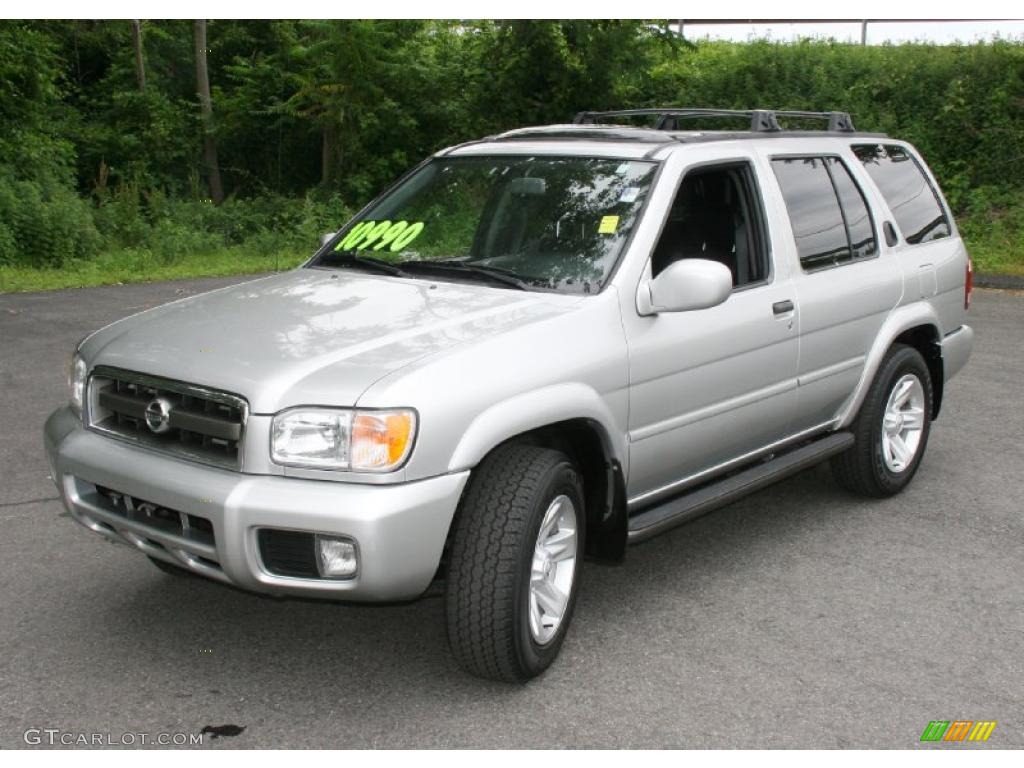 2003 Pathfinder LE 4x4 - Chrome Silver Metallic / Charcoal photo #1