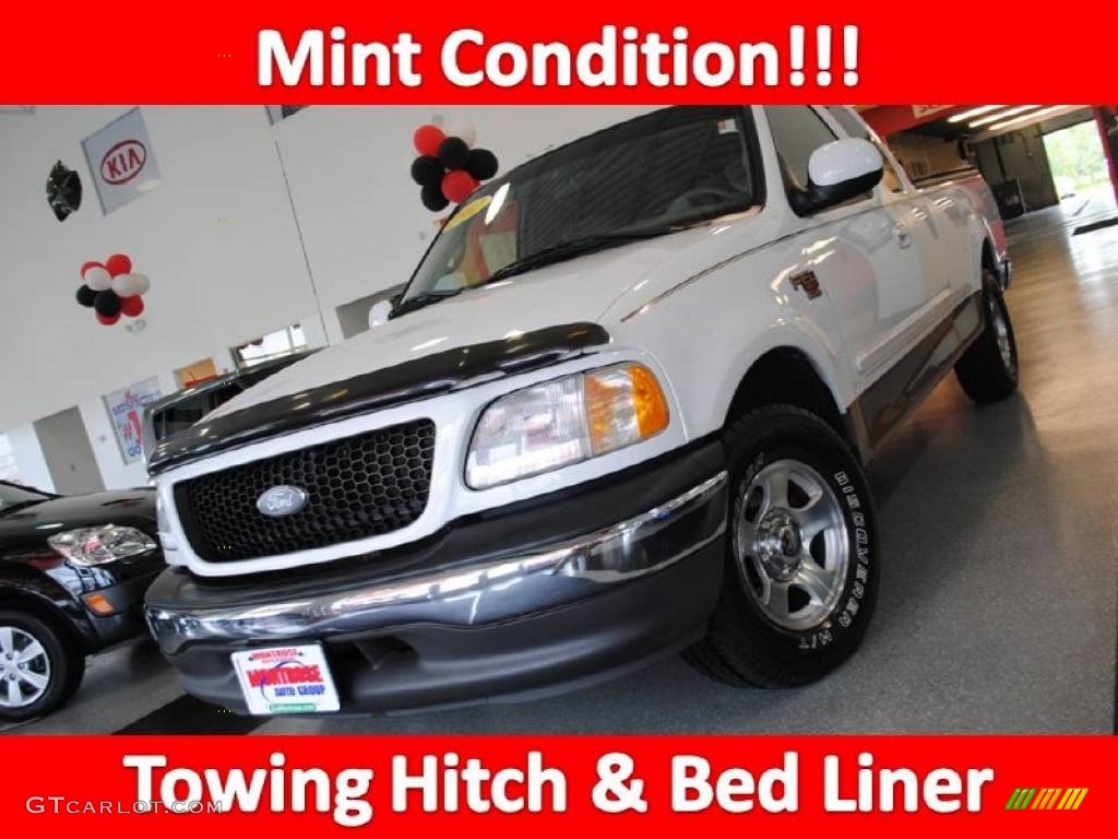 2002 F150 XLT SuperCab - Oxford White / Medium Parchment photo #1