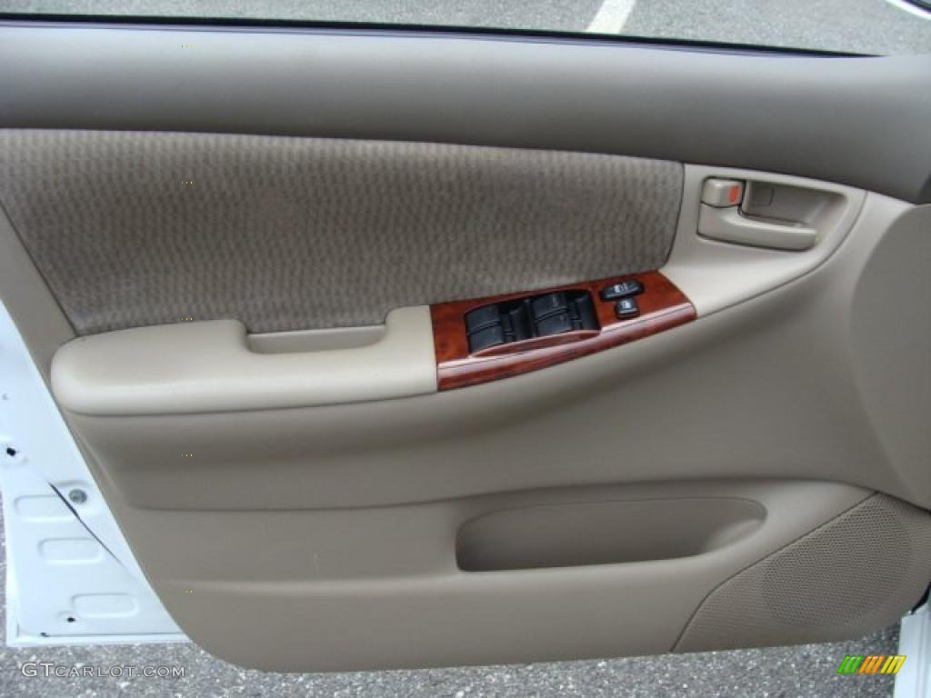 2006 Corolla LE - Super White / Beige photo #6