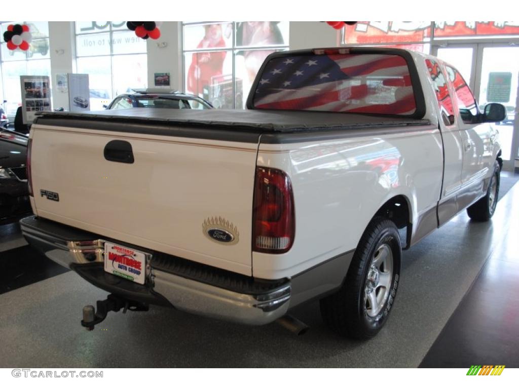 2002 F150 XLT SuperCab - Oxford White / Medium Parchment photo #8