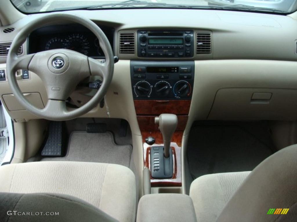 2006 Corolla LE - Super White / Beige photo #9