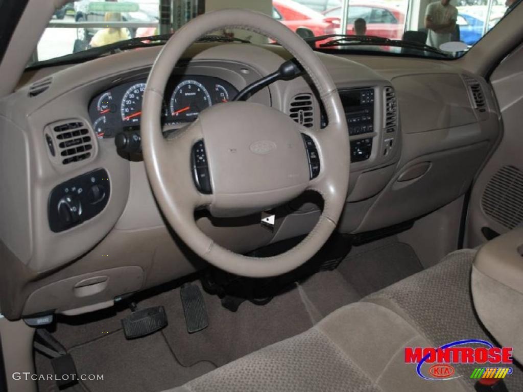 2002 F150 XLT SuperCab - Oxford White / Medium Parchment photo #13