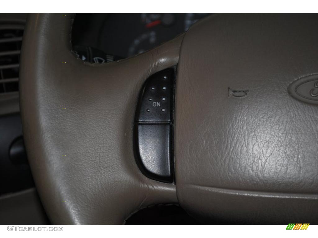 2002 F150 XLT SuperCab - Oxford White / Medium Parchment photo #29