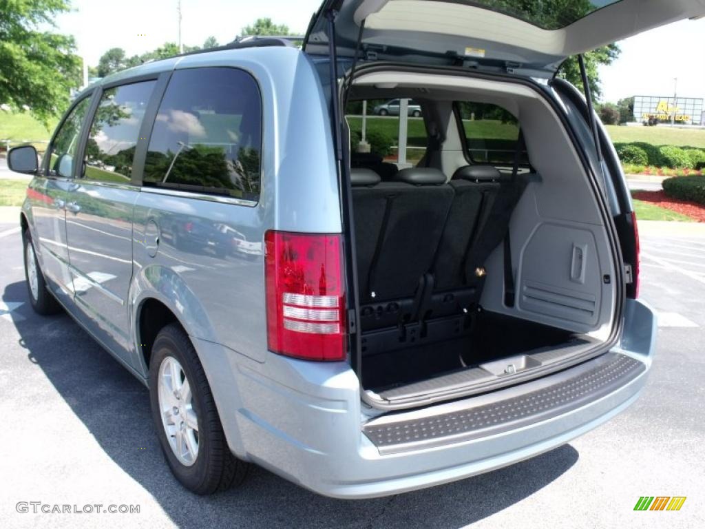 2010 Town & Country Touring - Clearwater Blue Pearl / Medium Slate Gray/Light Shale photo #8