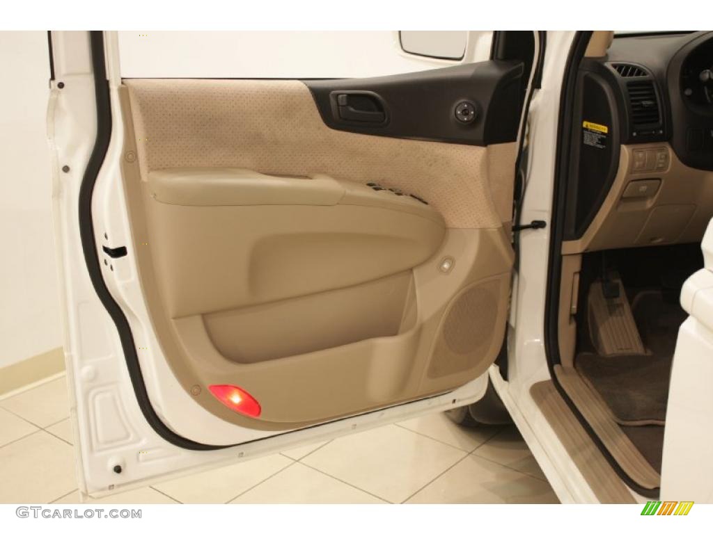 2008 Entourage GLS - Cosmic White / Beige photo #8