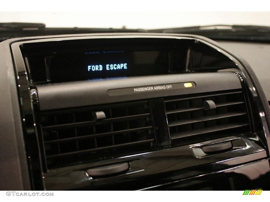 2010 Escape Limited V6 4WD - Black / Charcoal Black photo #14