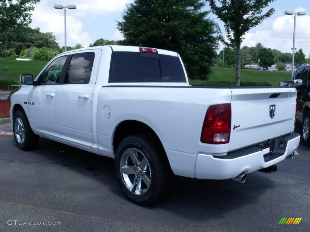 2010 Ram 1500 Sport Crew Cab - Stone White / Dark Slate Gray photo #2