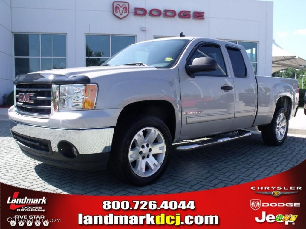 Silver Birch Metallic GMC Sierra 1500