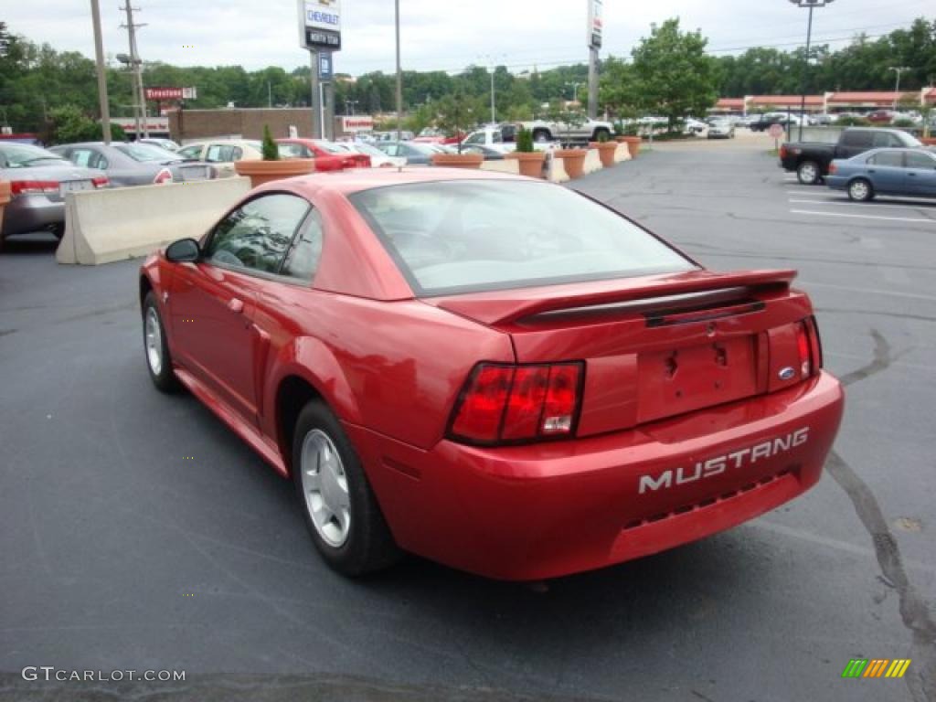 1999 Mustang V6 Coupe - Laser Red Metallic / Light Graphite photo #4