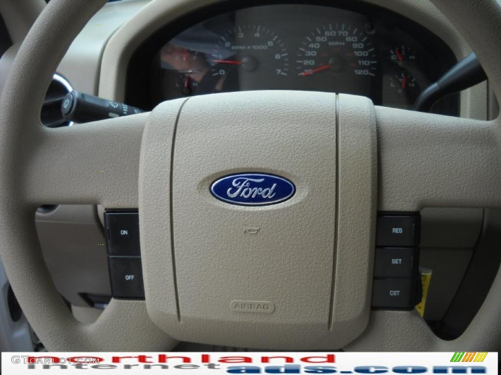 2004 F150 XLT SuperCrew 4x4 - Oxford White / Tan photo #18