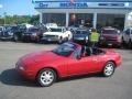 1992 Classic Red Mazda MX-5 Miata Roadster  photo #13