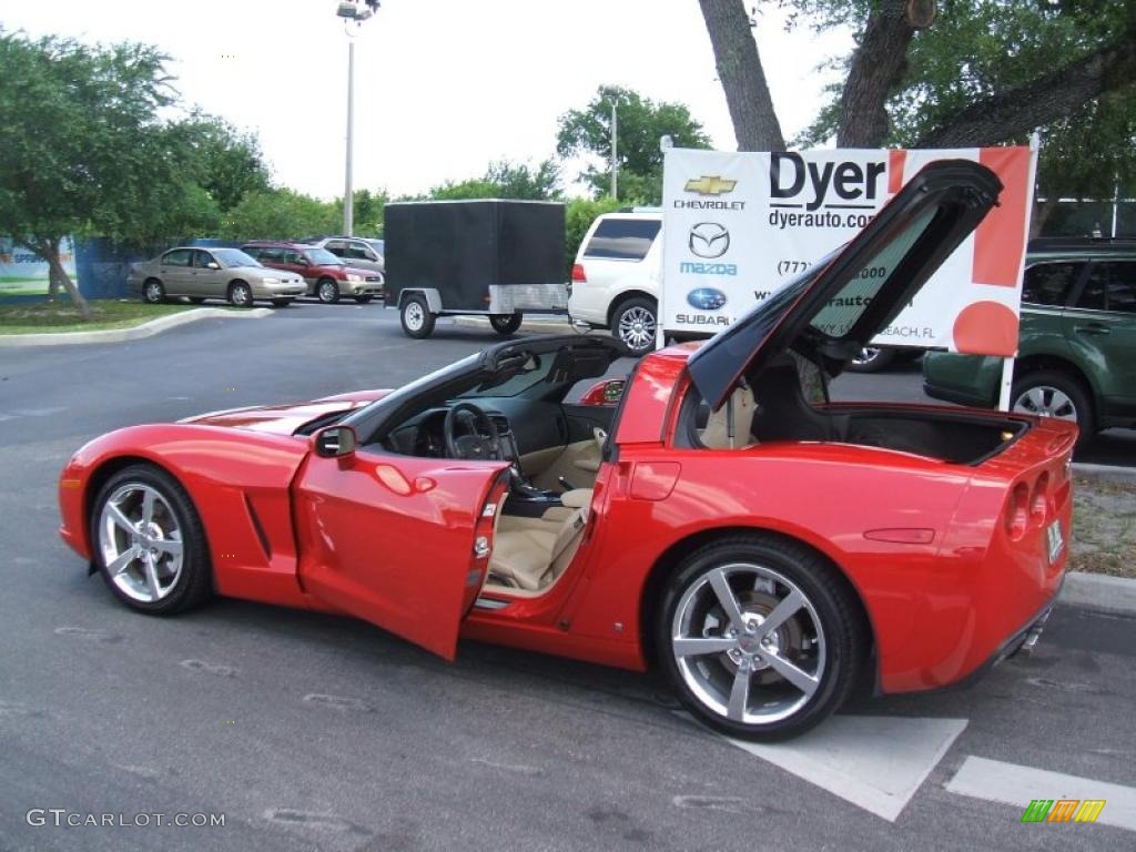 2009 Corvette Coupe - Victory Red / Cashmere Beige photo #17