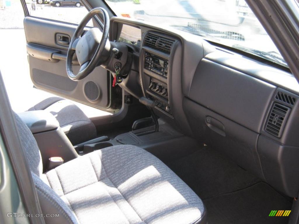 2000 Cherokee Sport 4x4 - Medium Fern Green Metallic / Agate Black photo #7