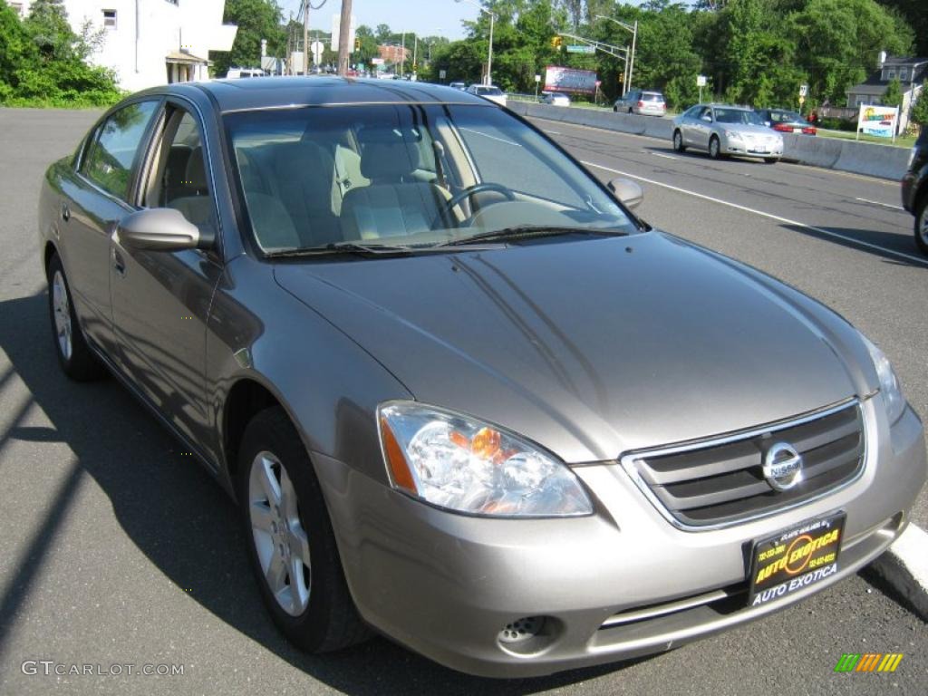 2003 Altima 2.5 S - Polished Pewter Metallic / Blond photo #4