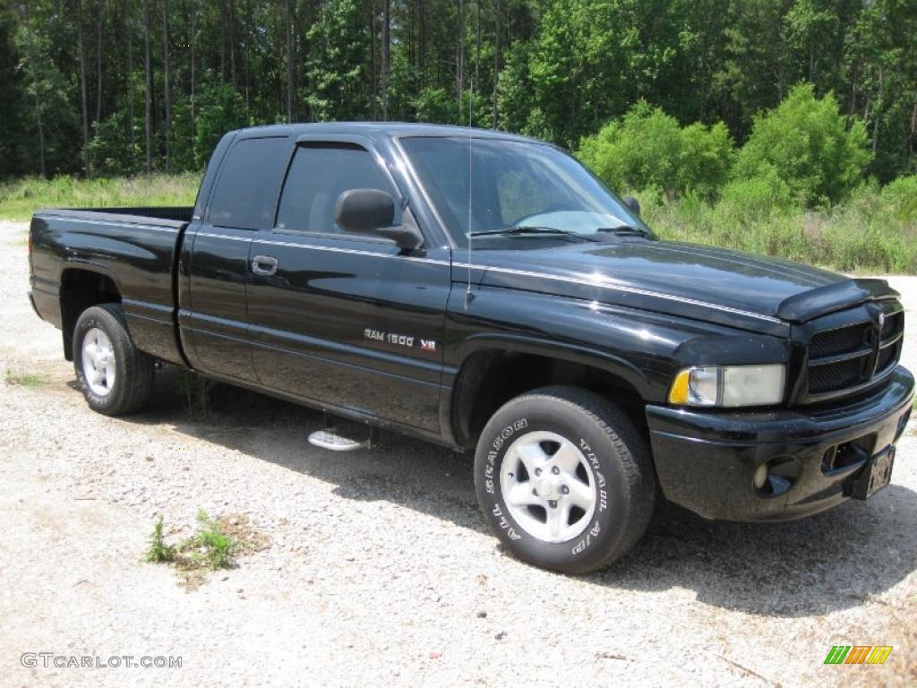 2001 Ram 1500 Sport Club Cab - Black / Tan photo #1