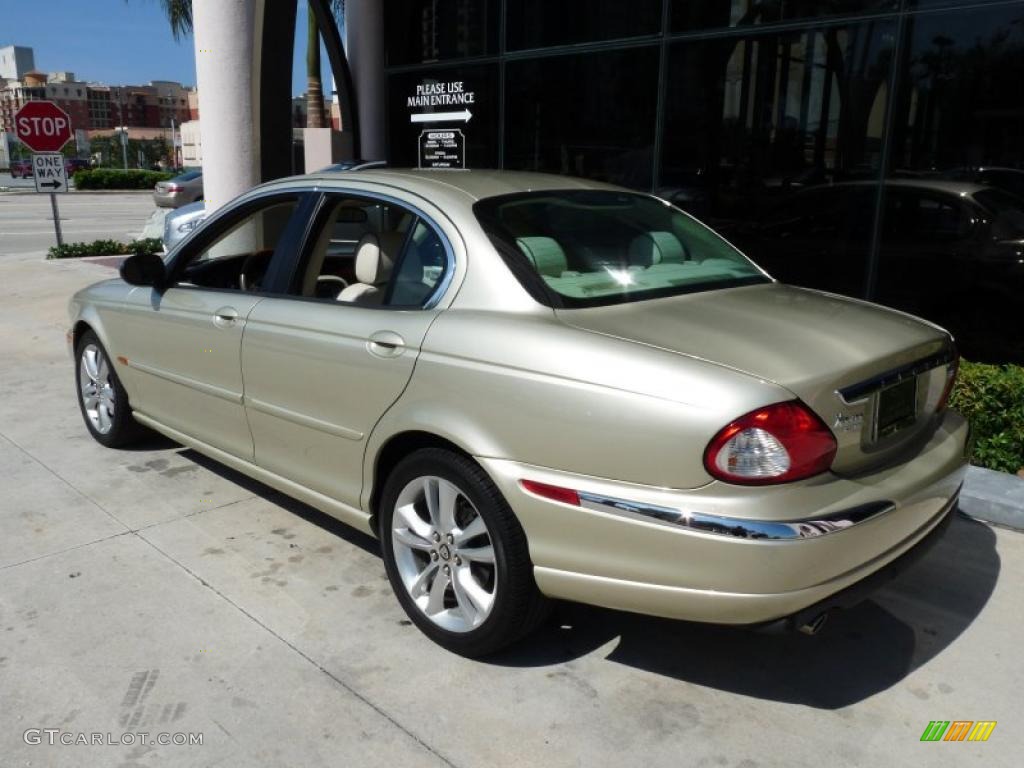 2007 X-Type 3.0 - Winter Gold Metallic / Ivory photo #4