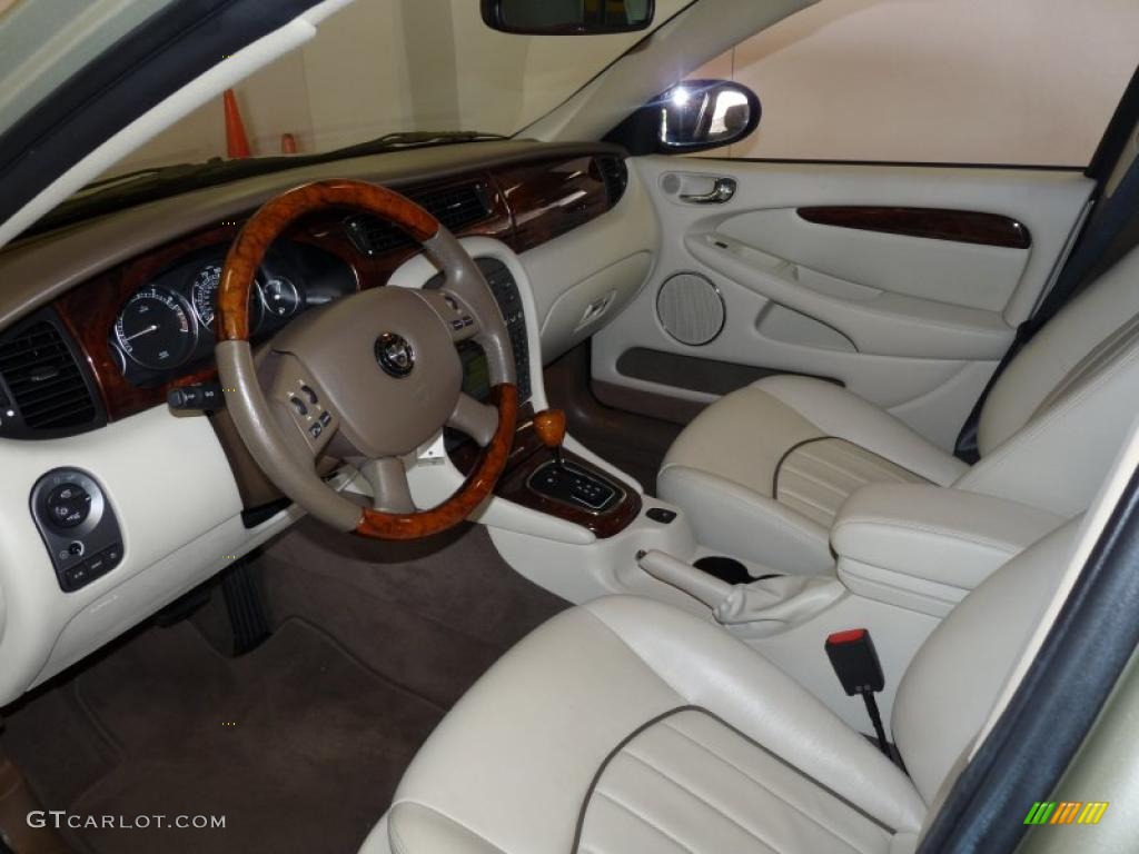 2007 X-Type 3.0 - Winter Gold Metallic / Ivory photo #16