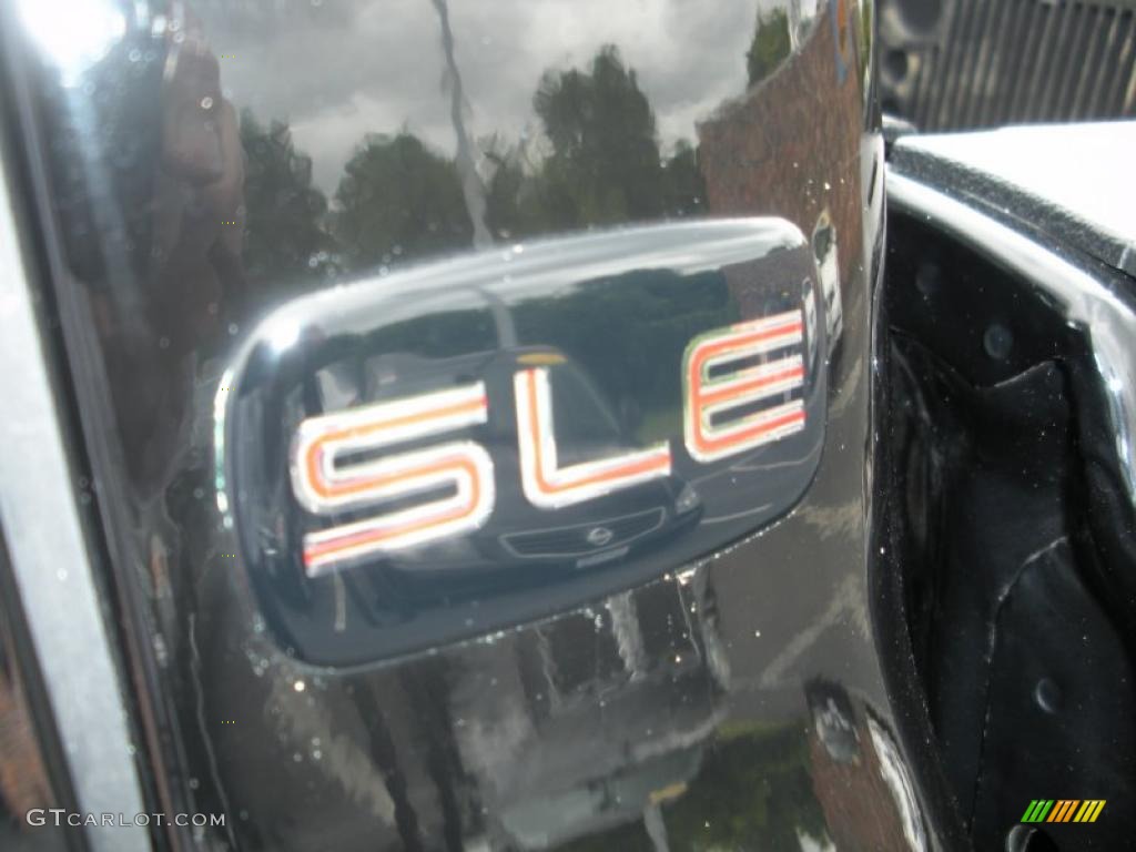 2006 Sierra 1500 SLE Crew Cab 4x4 - Onyx Black / Dark Pewter photo #18