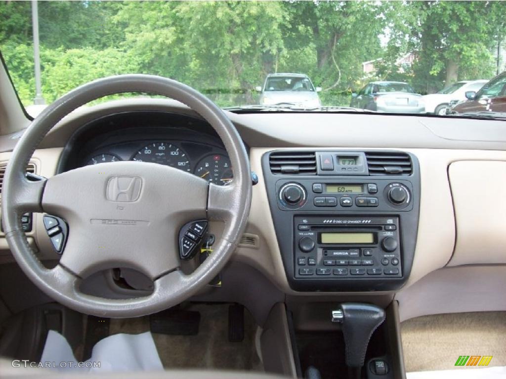 2001 Accord EX V6 Sedan - Naples Gold Metallic / Ivory photo #5