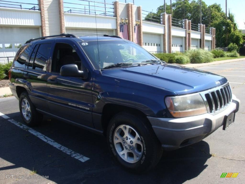 2001 Grand Cherokee Laredo 4x4 - Patriot Blue Pearl / Agate photo #8