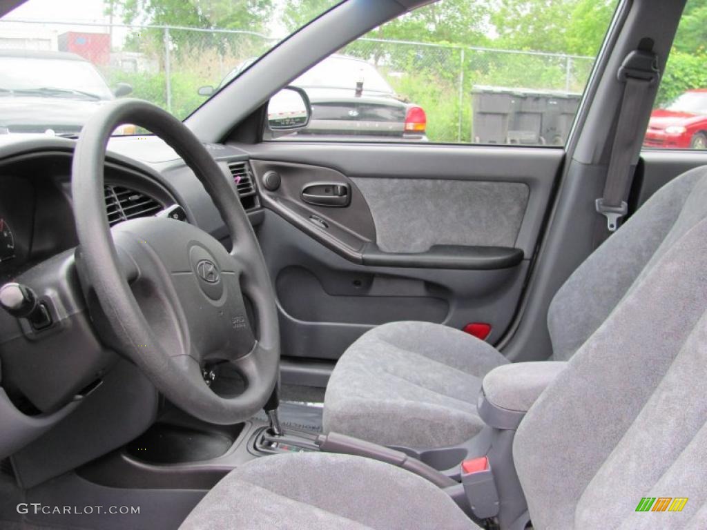 2002 Elantra GLS Sedan - Midnight Gray / Gray photo #21