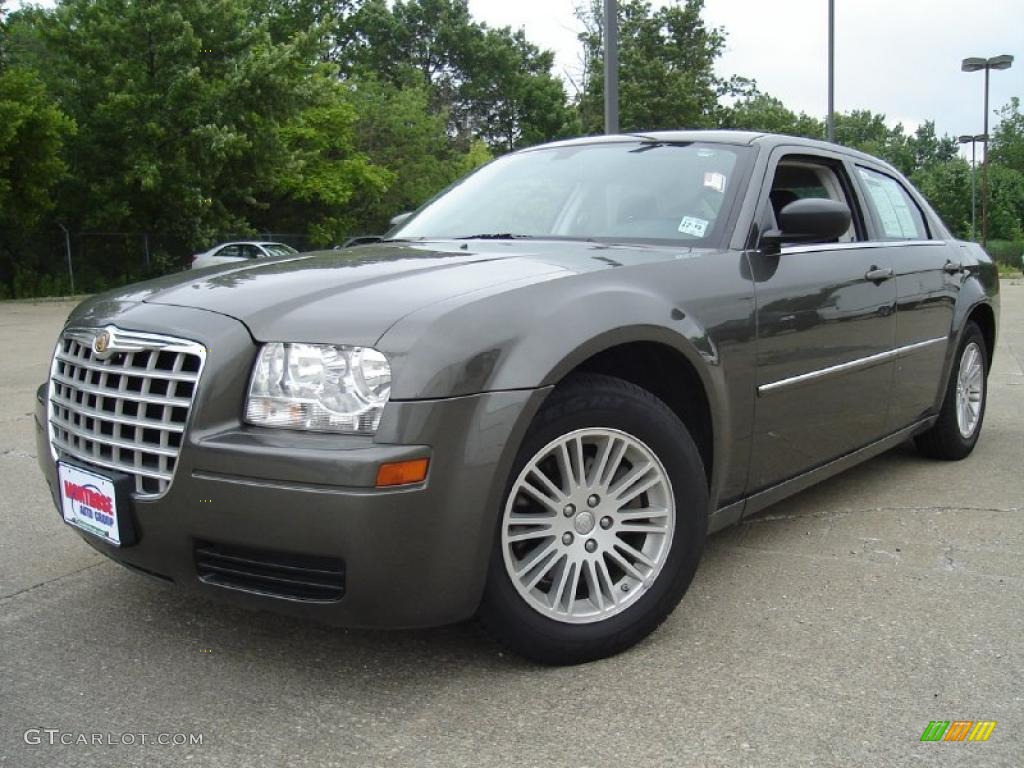 2009 Chrysler 300 lx #3