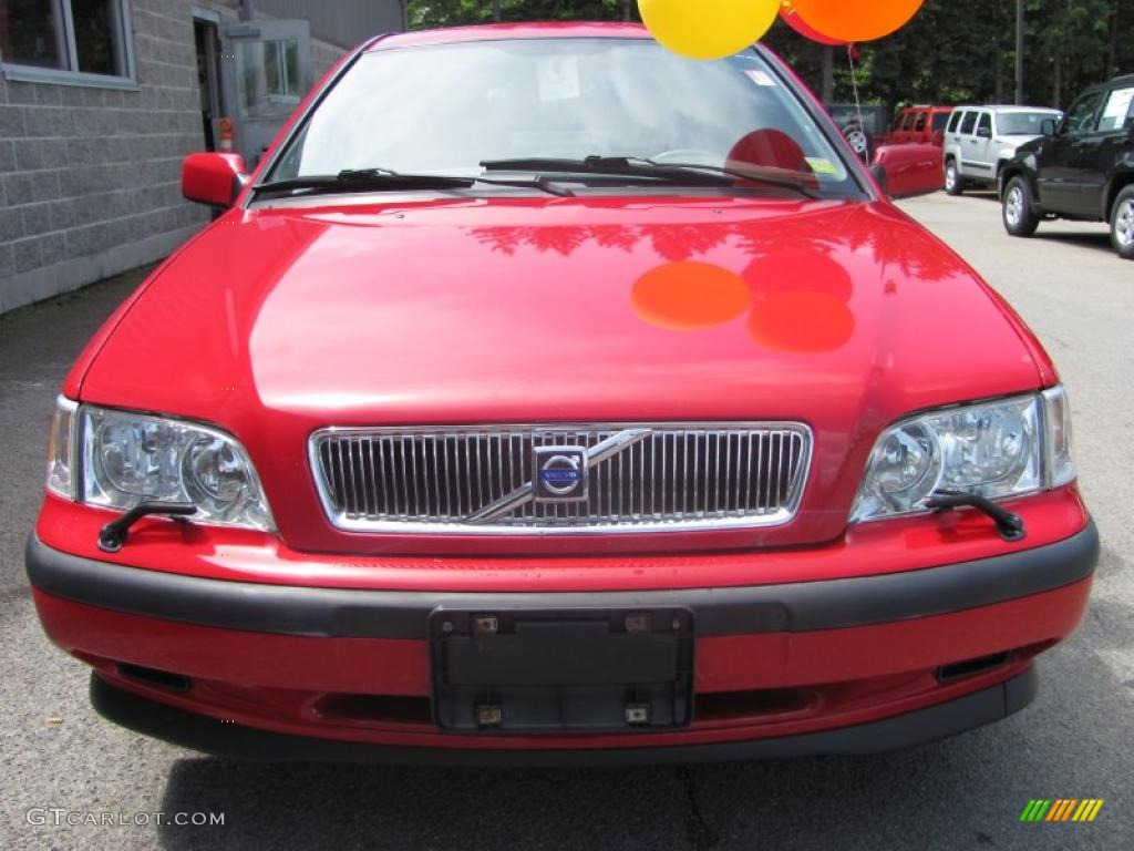 2000 S40 1.9T - Red / Silver Grey photo #8