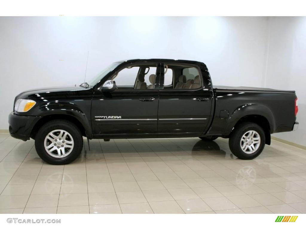 2005 Tundra SR5 Double Cab - Black / Taupe photo #4