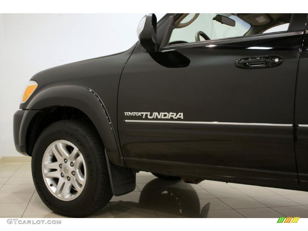 2005 Tundra SR5 Double Cab - Black / Taupe photo #22