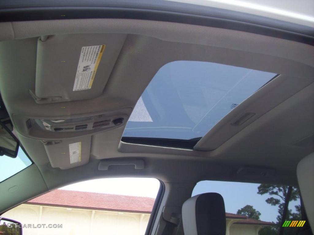 2010 Terrain SLT - Summit White / Light Titanium photo #12